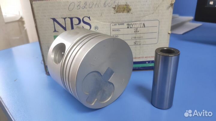 Поршень 2L комплект 4шт toyota dyna toyoace hia