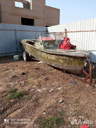 Моторная лодка