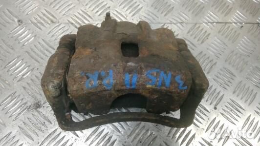 Суппорт тормозной передний правый KIA sportage 2