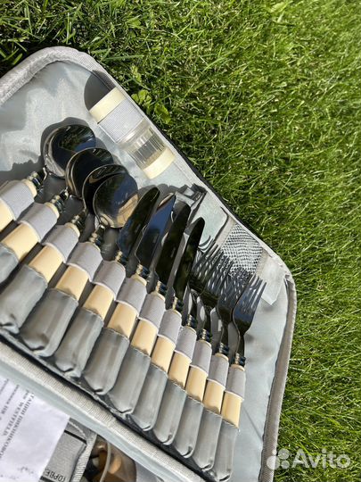 Набор посуды для пикника