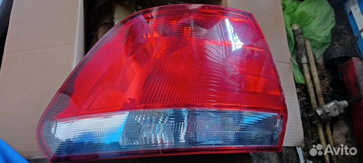 Фонарь задний левый volkswagen polo бу