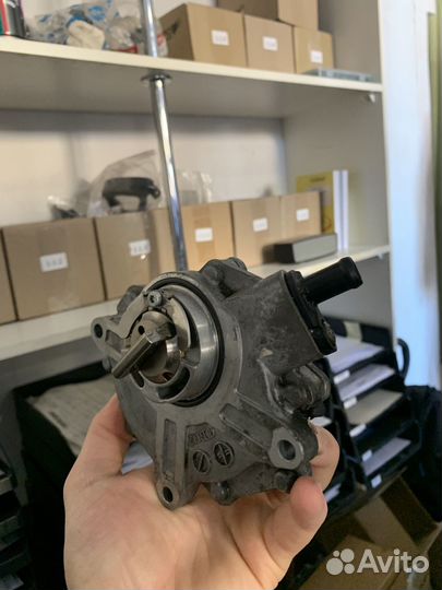 Вакуумный насос BMW N46 N42 E90 E87 E84 E46 E92