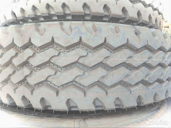 Шины на грузовики 315/80R22.5drсd81120PR156/153L D