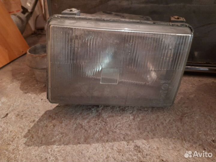 Фары на Волгу 3110