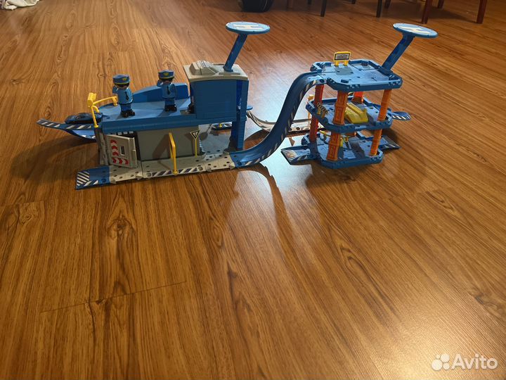 Трек полицейский