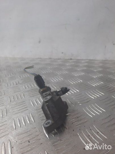 Фланец Mercedes-Benz Vito 2003