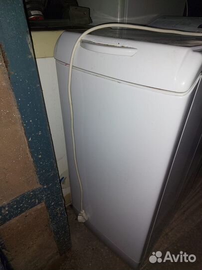 Стиральная машина с вертикальной загрузкой