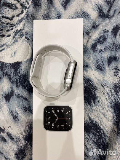 Новые Apple Watch SE 40 mm