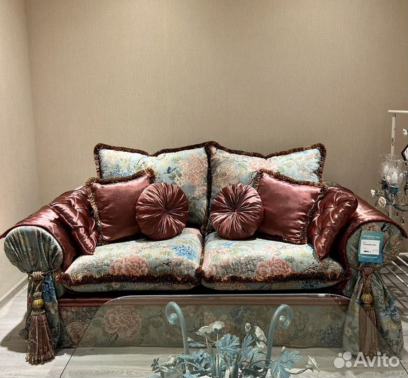 Диван.Продажа выстав.образцов Premium class