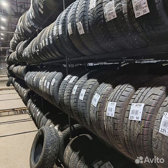 Continental ContiVikingContact 5 235/65 R17 103L