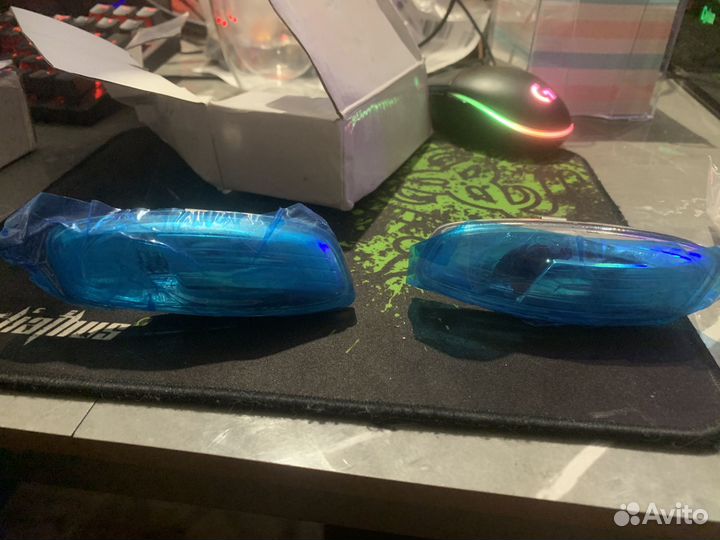 Оригинальные повторители поворотников Peugeot 408