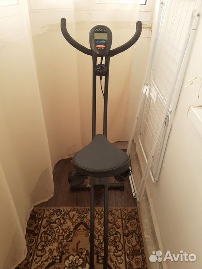 Велотренажер вертикальный