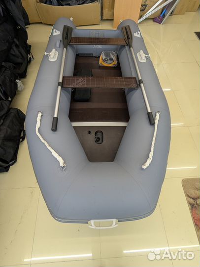 Лодка Gladiator A280тк Темно-серая Б/У (84)