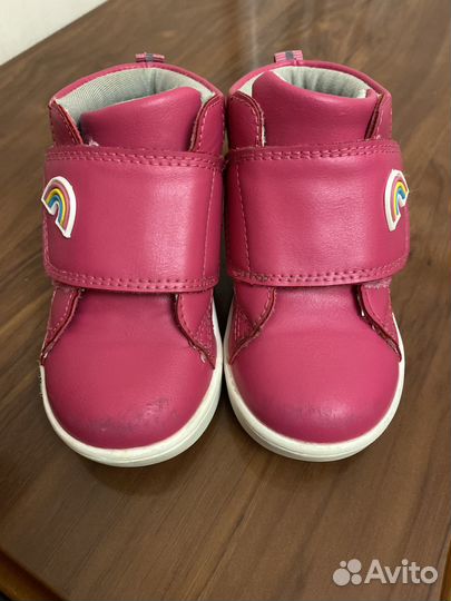 Ботинки демисезонные для девочки 22 размер
