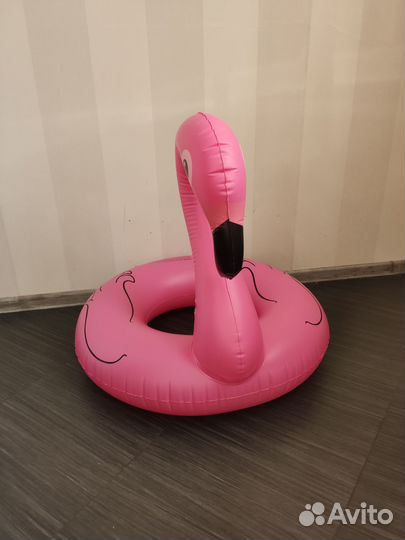 Круг надувной фламинго 120 см