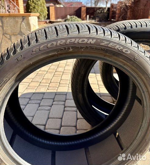 Pirelli Scorpion Zero All Season 275/40 R22 108Y