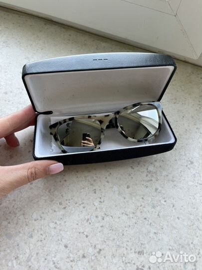 Солнцезащитные очки dkny