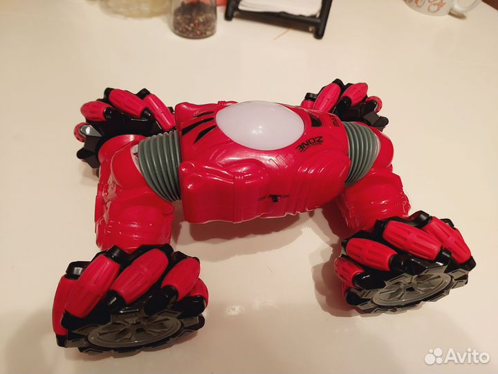 Машинка радиоуправляемая и ручным управлением