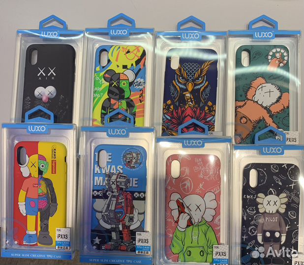 Чехол на iPhone kaws