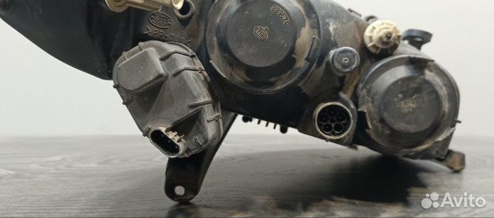 Фара галогеновая передняя левая Opel Omega B 1994