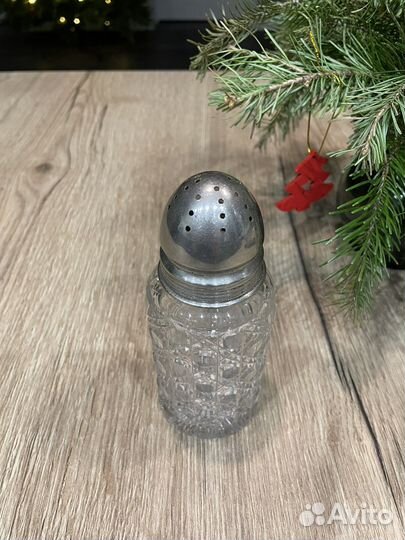 Хрусталь. Старинный хрустальный предмет для кухни