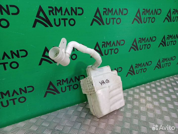 Бачок стеклоомывателя Volkswagen Golf 6 2008-2012