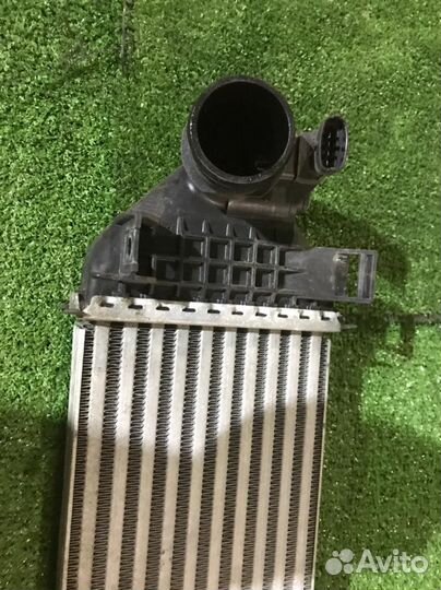 Интеркулер радиатора volvo s60 2 v60 1.6 t