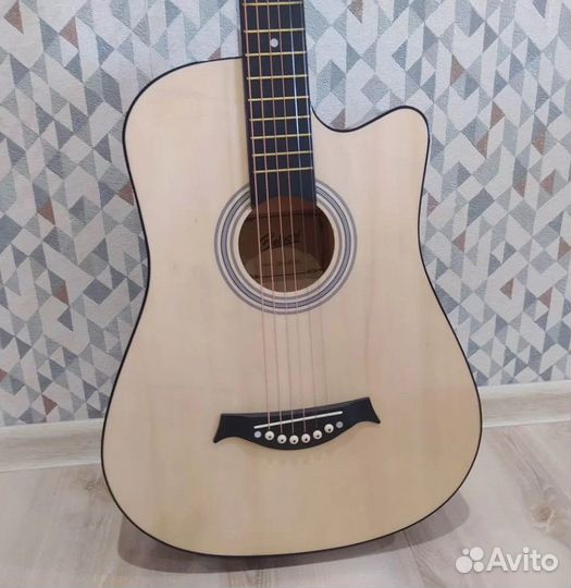 Акустическая гитара Belucci