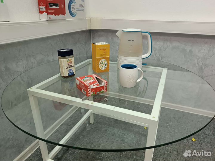 Стол стеклянный круглый