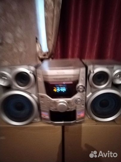 Рабочий. Магнитофон