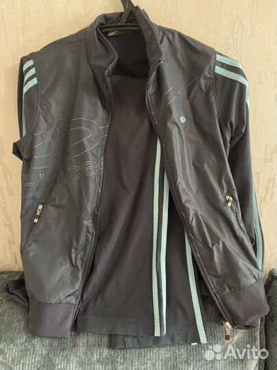 Спортивный костюм женский