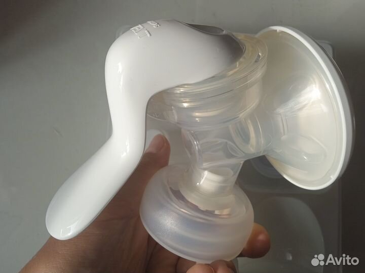 Молокоотсос philips avent natural ручной