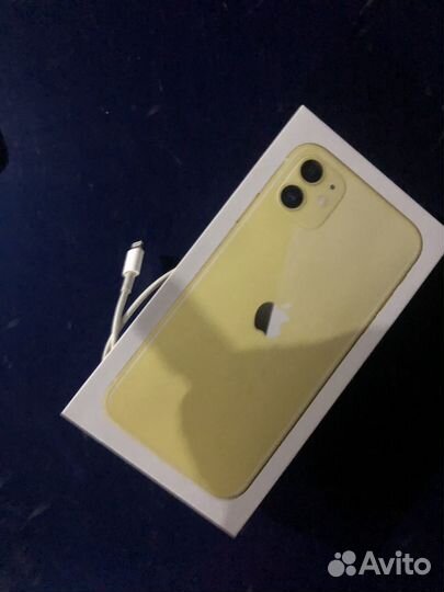 iPhone 11, 64 ГБ