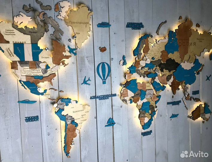 Декоративная карта Мира с подсветкой