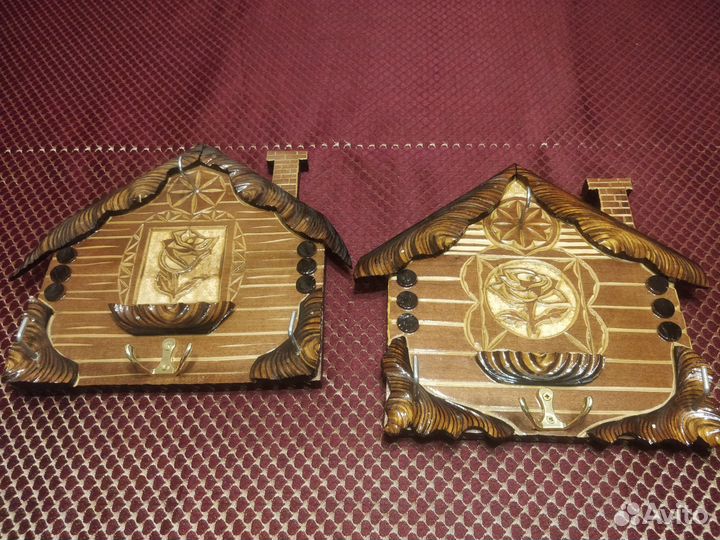 Ключница настенная из дерева