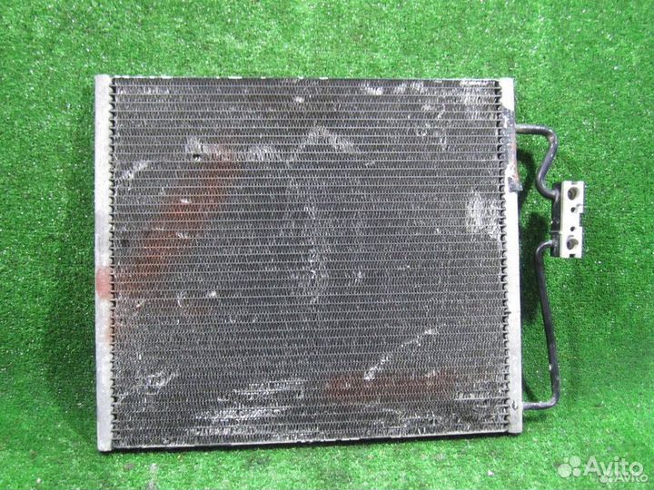Радиатор кондиционера BMW E38