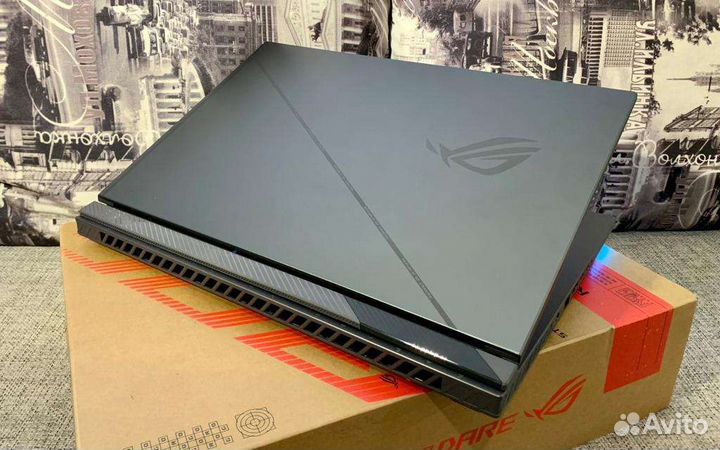 Asus ROG G18 i7 13650HX / RTX 4070 / 32GB / 1TB