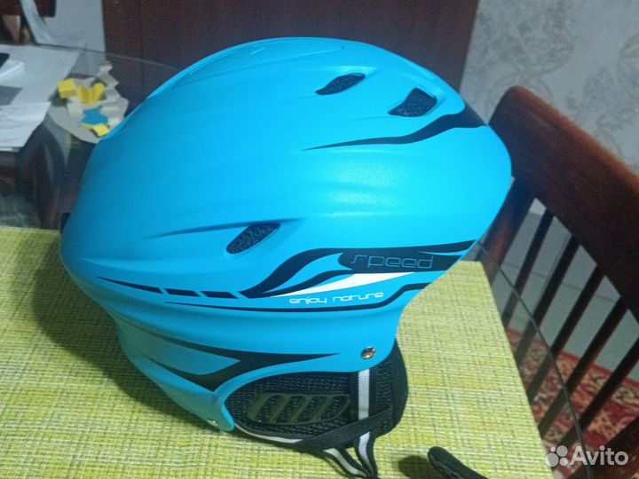 Шлем горнолыжный новый