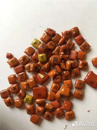 Конденсаторы км