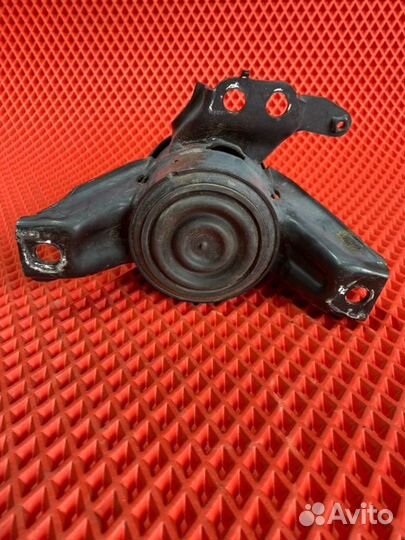 Опора двигателя правая Kia Optima 4 JF G4ND 2018