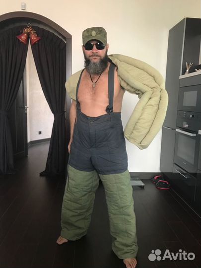 Защитный костюм для дресировки собак