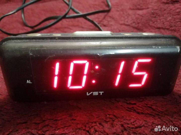 Часы электронные
