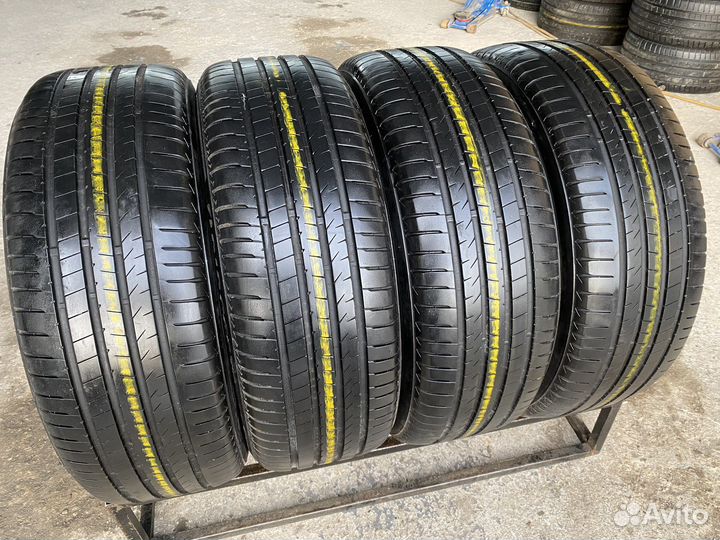 Bridgestone Alenza 001 235/55 R20