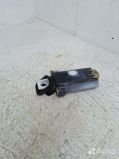 Ограничитель двери