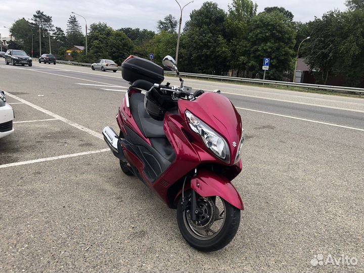 Макси-скутер Suzuki Skywave 250 SS 2009 г