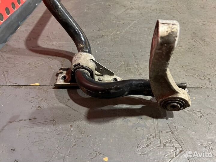 Стабилизатор подвески (поперечной устойчивости)