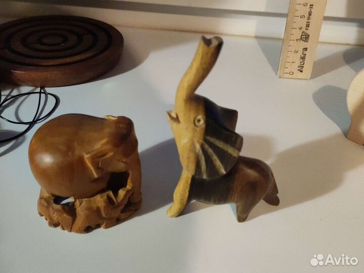 Статуэтка слон дерево