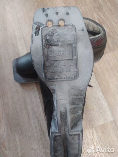 Лыжные ботинки