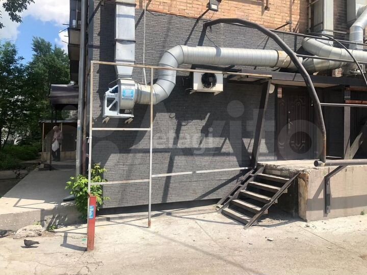 Продам торговое помещение, 264 м²