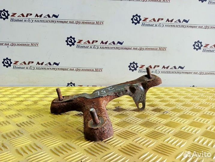 Кронштейн бампера левый Man Tgl Tgm